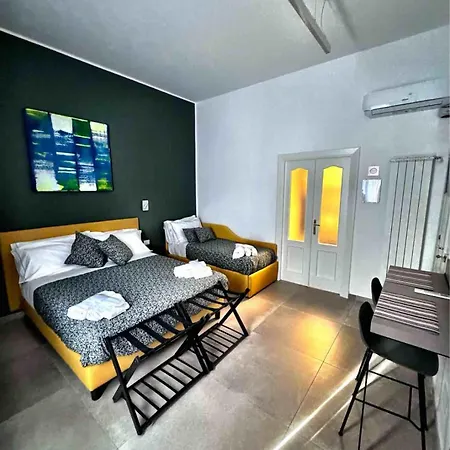 La Casa Di Giano Hotel Naples Exterior photo